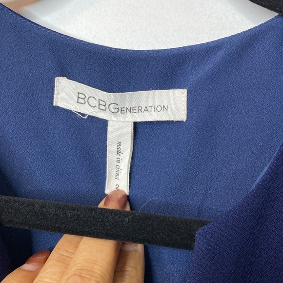 BCBGeneration Navy Blue Mini Dress VNeck crossover - 2 - Picture 2 of 9